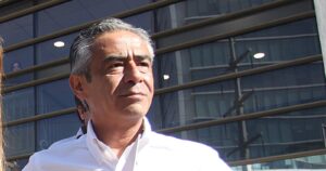 UDI congela militancia de concejal formalizado por violencia intrafamiliar