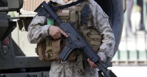 Detienen a funcionarios del Ejército por jugar partido de fútbol en Punta Arenas