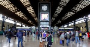 Seis comunas de la Región Metropolitana avanzan a la fase 3