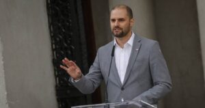 “No Quiero Tu Carrete”: la campaña del Gobierno que busca frenar las fiestas clandestinas