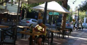 Economía chilena volvió a contraerse en diciembre con Imacec de -0,4%