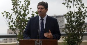 Ministro de Hacienda tras proyecciones del FMI: 