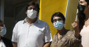 PC oficializó su apoyo a Karina Oliva para la gobernación de la Región Metropolitana