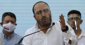 Fuad Chahín da positivo por Covid-19 y suspende gira por el sur