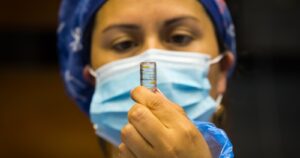 Covid-19: Chile alcanza los 2.320.696 de personas vacunadas