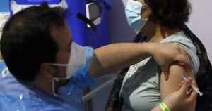 Ministerio de Salud iniciará sumarios sanitarios contra quienes no respeten calendario de vacunación