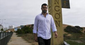 Jaime Bassa sobre Carabineros: “Hay que pensar en una nueva fuerza policial”