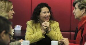 Candidatos de la oposición en Ñuñoa agradecieron el 