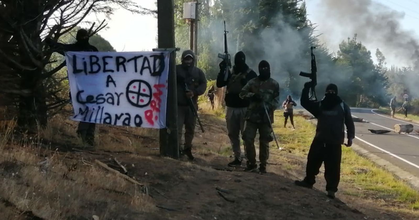 encapuchados cortó tránsito Tirúa