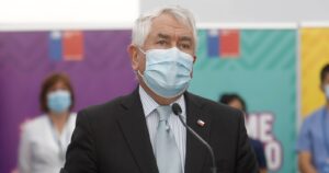 Ministro Paris: ya se han vacunado a más de 14 mil personas en el país