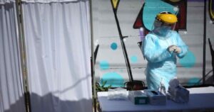 Balance COVID-19: positividad en la Región Metropolitana subió a 7%