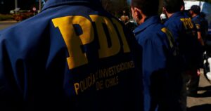 Detienen a mujer que amenazó con atacar cuartel general de la PDI con bombas molotov