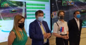 Implementan sistema piloto en cámaras de control de tránsito que combina inteligencia artificial y 5G