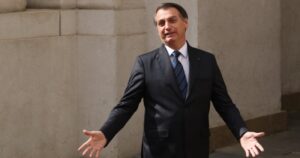 Jair Bolsonaro destituye a la cúpula de la Fuerzas Armadas de Brasil
