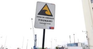 SHOA: estos son los horarios en que llegaría tren de olas a Chile tras terremoto