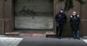 Actividad económica chilena cayó un 5,8% en 2020, la peor contracción en casi cuatro décadas