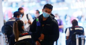 Argentina restringe los vuelos de Chile y otros países para evitar ingreso de variantes del COVID-19