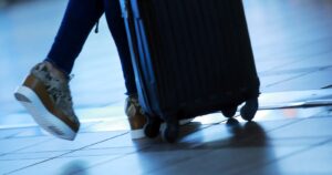 Viajeros provenientes de Brasil deberán permanecer en residencias sanitarias