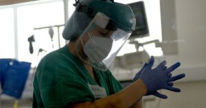 Informe ICOVID advierte sobre aumento de contagios y capacidad hospitalaria al límite