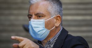 Colegio de Profesores evalúa presentar acciones legales por apertura de escuelas