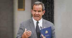Allamand recuerda a Bolivia que Chile 