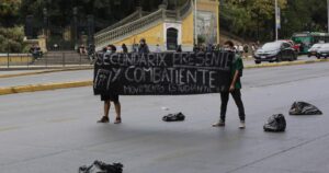 ACES realiza protesta en la Alameda por regreso a clases