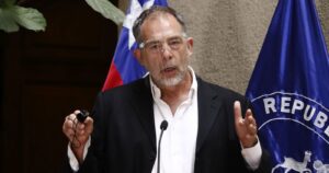 Senador Girardi respaldó a Izkia Siches: 