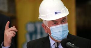 Enrique Paris y eventual cuarentena en Región Metropolitana: 