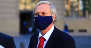 José Antonio Kast es internado por complicaciones vinculadas al coronavirus