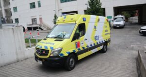 Edad promedio de internados por COVID-19 bajó 20 años en comparación a la primera ola de la pandemia