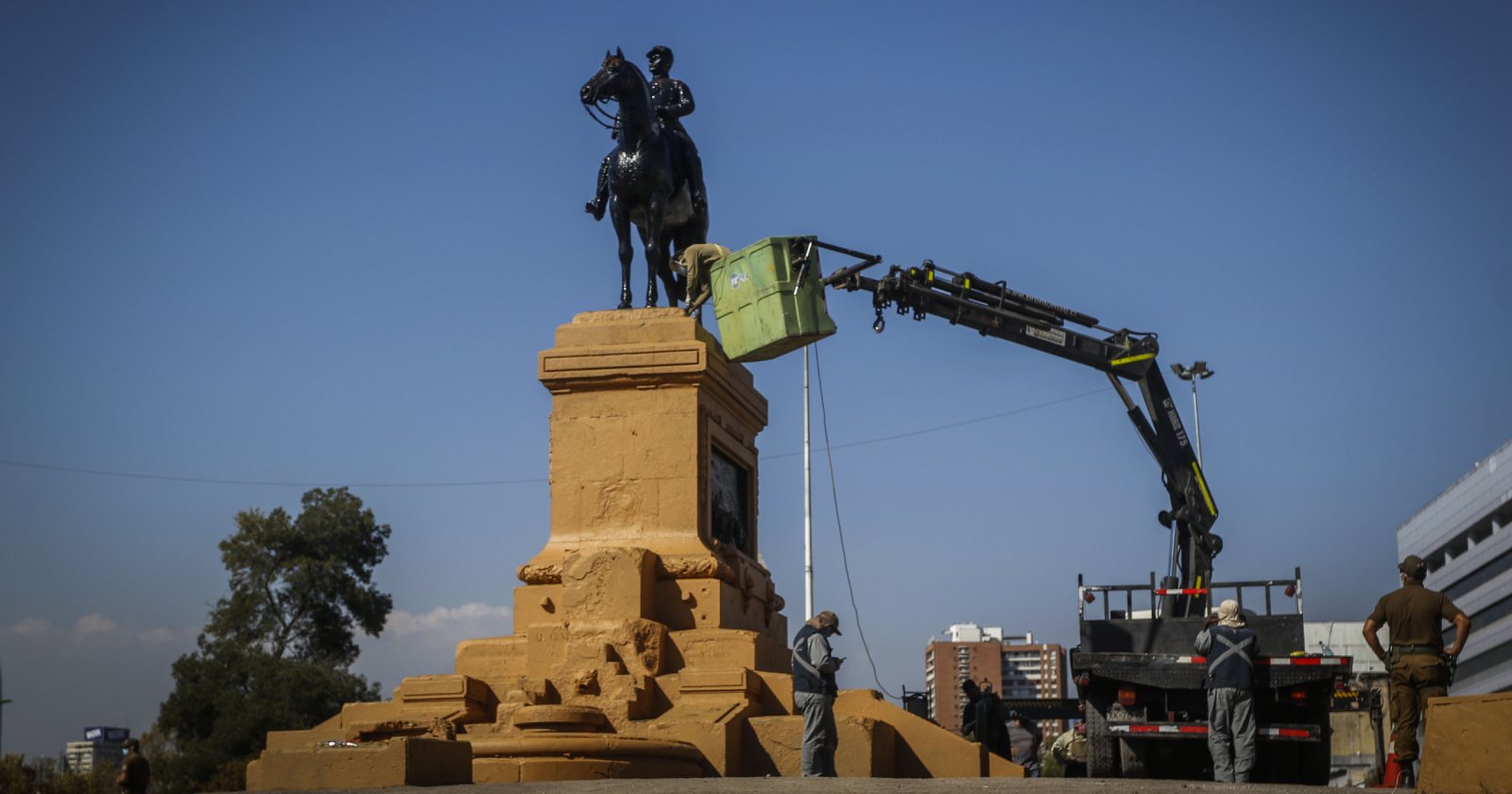 Guevara estatua Baquedano