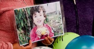 Abogado de familia de Tomás Bravo: 