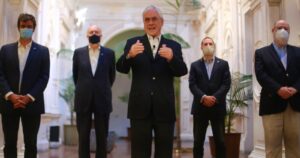 Presidente Piñera promulga reforma para realizar elecciones de abril en dos días: 