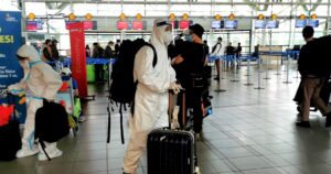 Gobierno anuncia nuevas restricciones para personas que lleguen desde el extranjero