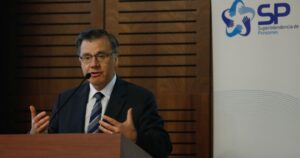 Superintendente de Pensiones advirtió que retiro de Seguro de Cesantía dejaría el Fondo Solidario 