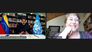 UDI cuestiona 'sonrisa amiga' de Bachelet a Maduro: 