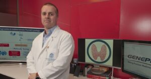 Test de diagnóstico de cáncer de tiroides desarrollado en la UC recibe premio internacional