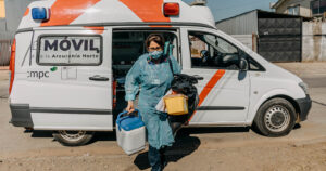 Clínicas móviles llevan vacuna contra el coronavirus a zonas rurales del Biobío y La Araucanía