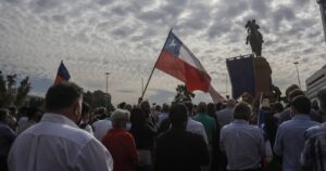 Con Labbé a la cabeza, militares en retiro rinden homenaje al general Manuel Baquedano