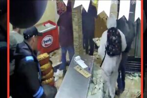 Funa en redes sociales permite detener a saqueadores de panadería en Melipilla