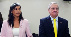 Izkia Siches y Jaime Mañalich coinciden en la posibilidad de aplazar las elecciones de abril