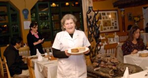Fallece a los 82 años Doña Tina conocida emprendedora gastronómica