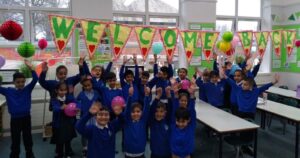 Reino Unido reabrió sus escuelas en el inicio de su desconfinamiento