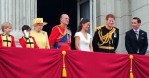 Reina Isabel lamenta el 