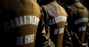Carabineros hará sumario a funcionarios involucrados en fiesta clandestina