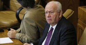 Diputado José Miguel Ortiz fue ingresado a la UCI tras su contagio con COVID-19