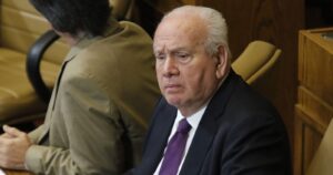 Diputado DC José Miguel Ortiz es dado de alta tras neumonía por Covid-19