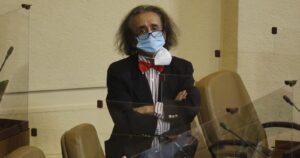 Diputado Florcita Alarcón es detenido por circular sin permiso sanitario