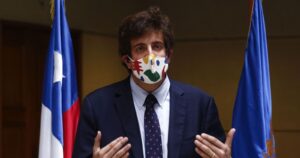 VIDEO - La fallida analogía futbolera de Diego Schalper en debate sobre tercer retiro