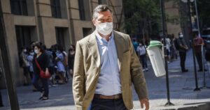 Bono por hasta seis meses: la alternativa de Sebastián Sichel ante avance de tercer retiro